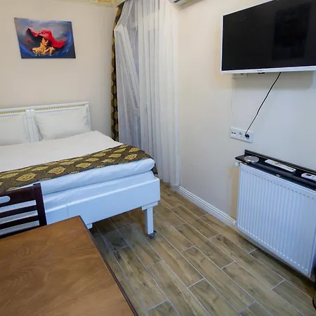 Iq Beyoglu
