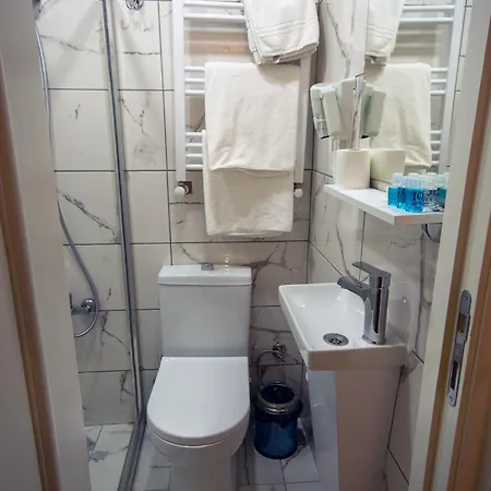 Iq Beyoğlu Otel 3*