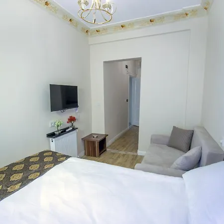 Hotel Iq Beyoglu 2*